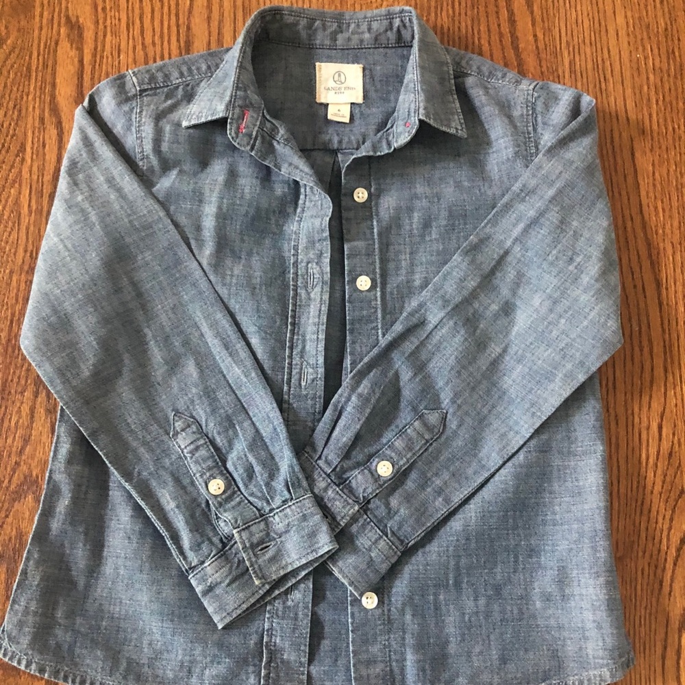 Blue chambray Lands End boys button down shirt